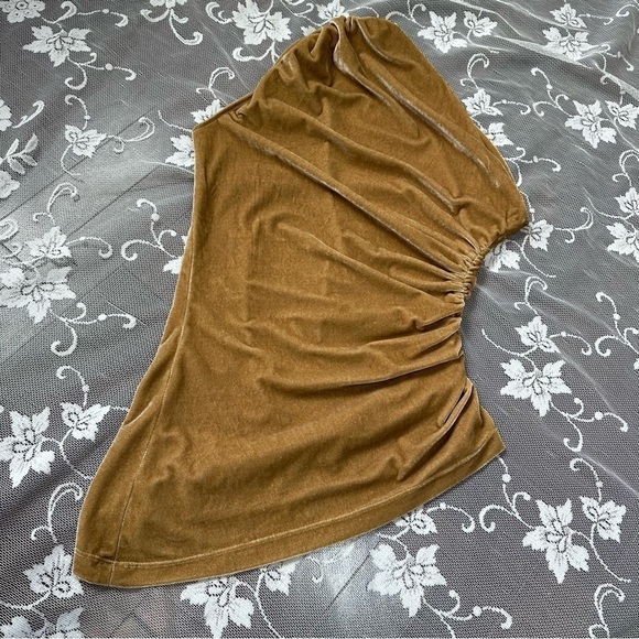 Atlein One Shoulder Velvet Top - Picture 8 of 14